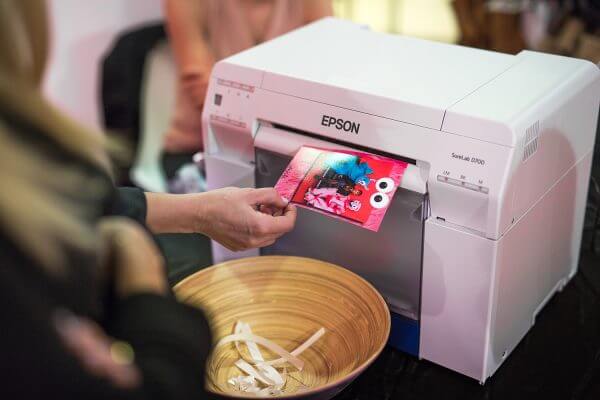 Foto Sofort Druck: Fotodrucker für Events Foto Sofort Druck: Fotodrucker für EventsFoto Sofort Druck: Fotodrucker für Events